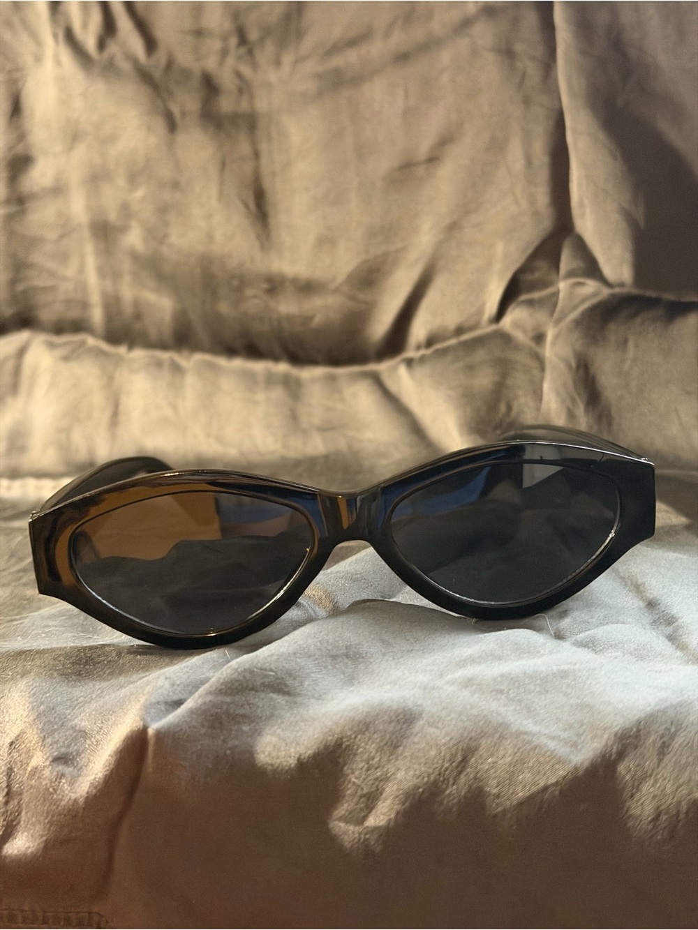 Sexy oval black Sunglasses